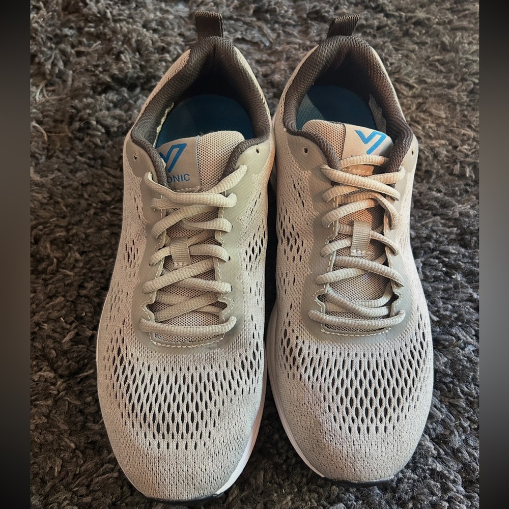 Vionic Men’s Sneakers Size 8